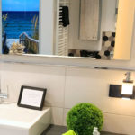 Ausstellung_Appelhoff_Lotionspender_beleuchtet_2