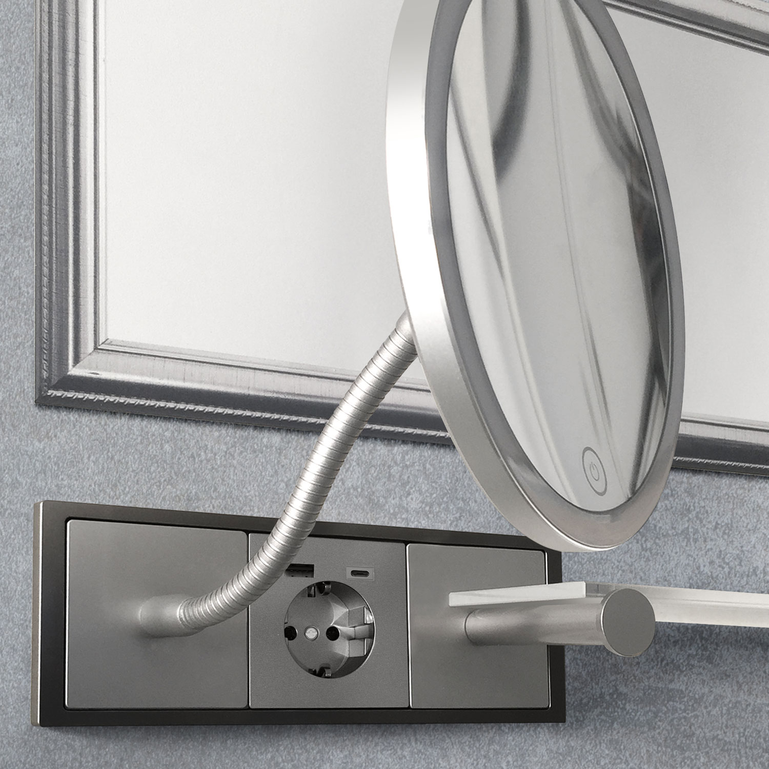 Kosmetikspiegel_USB_Regal_1500x1500