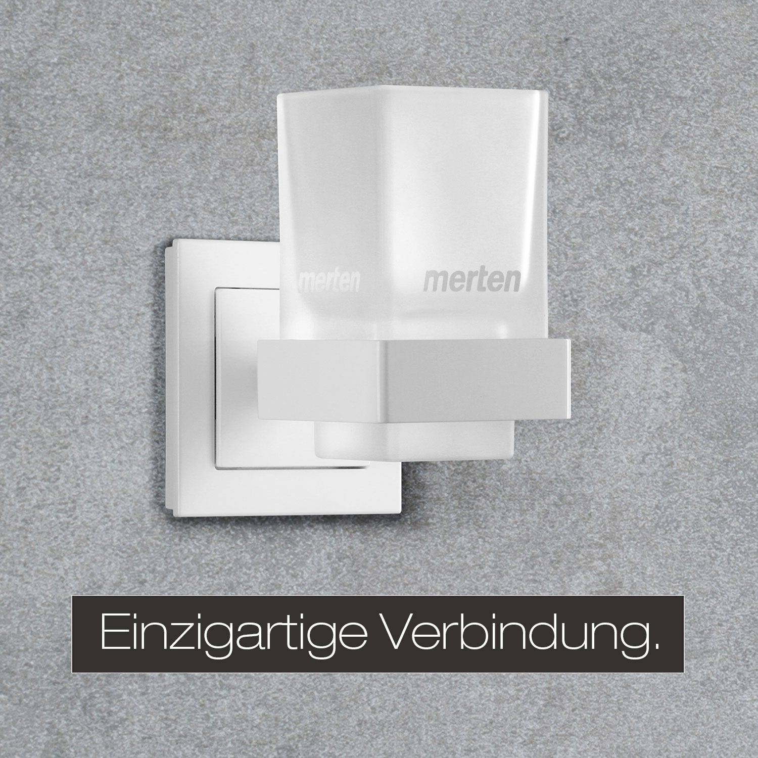 Wasserglas_weiss_aus_Balken_1500x1500