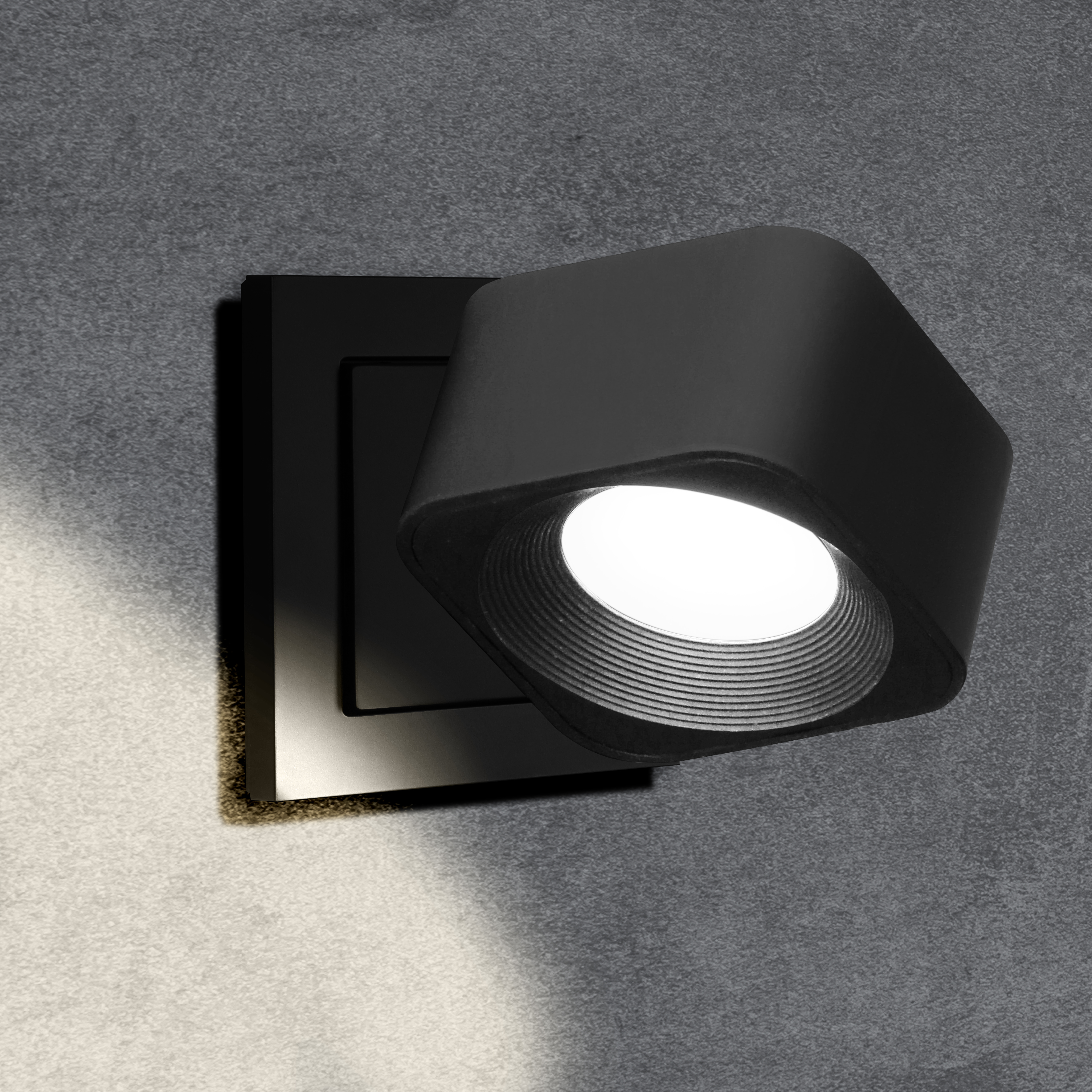 Wandleuchte_Akku_eckig_ocean_plastic_gedreht_licht_an