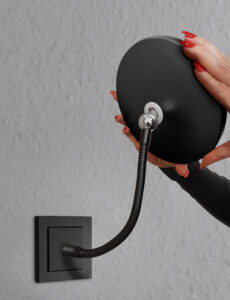 Montage_qles.style_Kosmetikspiegel_mattschwarz_2024_01