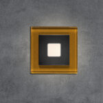 Treppenlicht_anthrazit_gold_frontal_System_M_licht_an