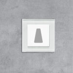 Treppenlicht_glas_weiß_frontal_System_M_Trapez_licht_aus_Beton