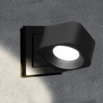 Wandleuchte_Akku_eckig_ocean_plastic_gedreht_licht_an