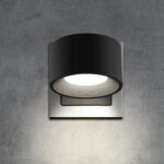 Wandleuchte_Akku_rund_chrom_frontal_licht_an