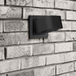 Wandleuchte_Detail_Wand_eckig_licht_aus