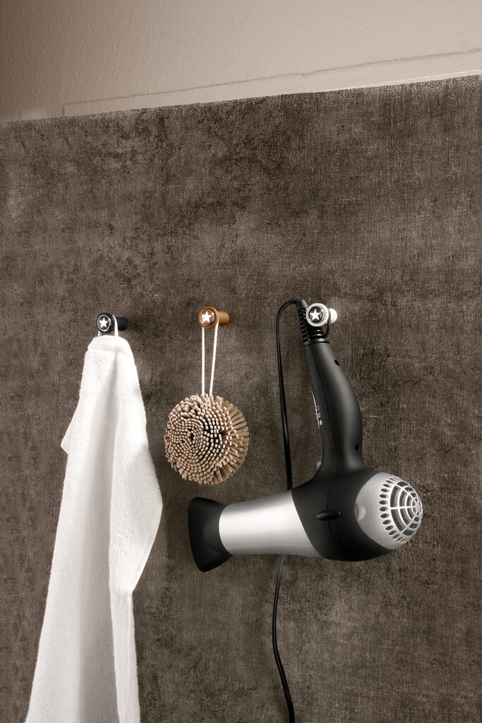 Beispiele_weiss_anthrazit_bronze_Bad